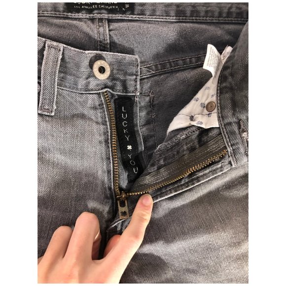 Lucky Brand 28 x 32 Grey Jeans - Picture 4 of 6